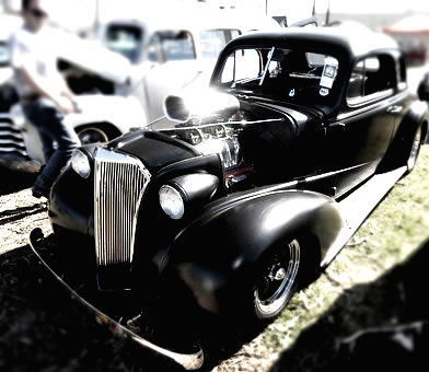 Pistons and Paint Lucky #7 Car and Art Show